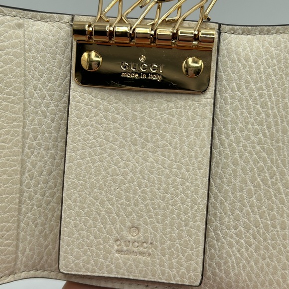 Authentic Gucci Marmont Key case/ key holder - Picture 8 of 14